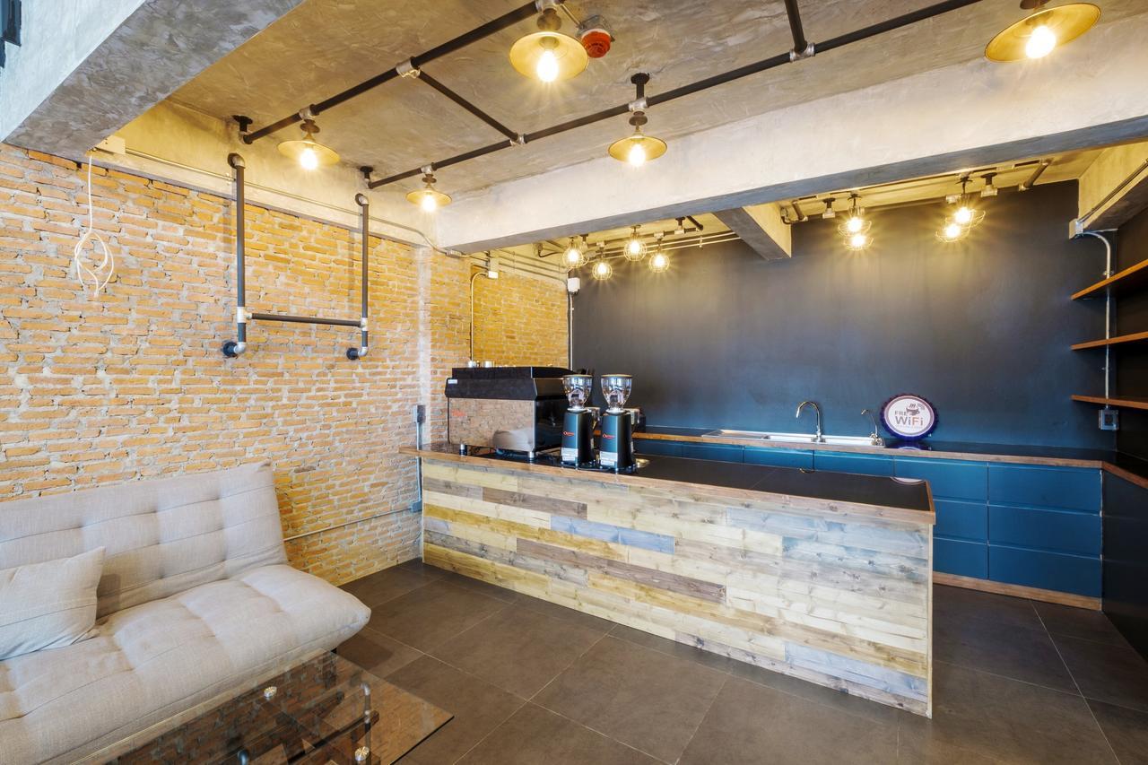 Zen Rooms Zleepmotion Bangkok Bagian luar foto