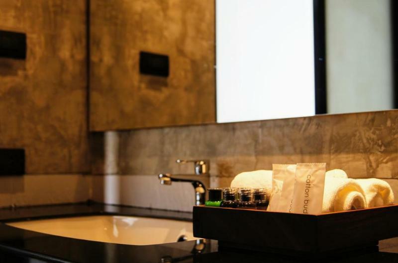 Zen Rooms Zleepmotion Bangkok Bagian luar foto